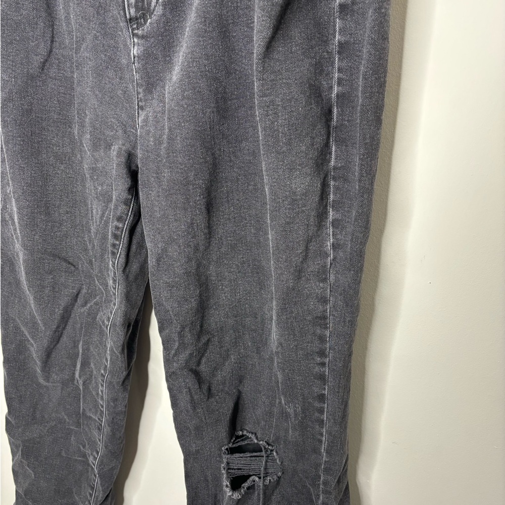 Joe Fresh Straight High Rise Ripped Jeans - Picture 2 of 3